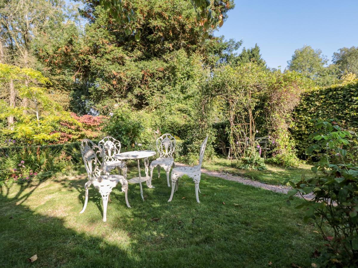Woodlands Cottage 莱明斯特 外观 照片